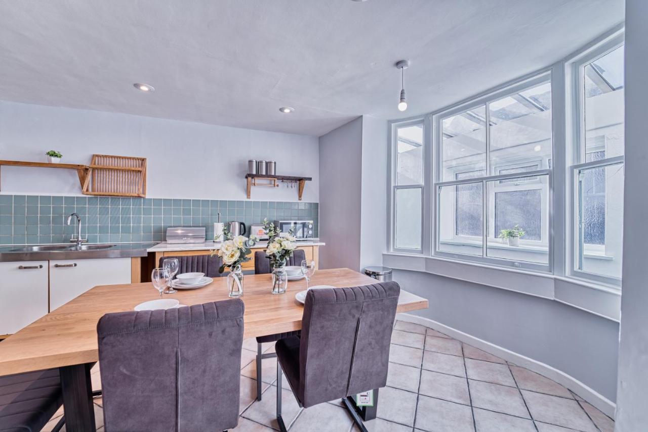 The Stylish Gem Of Bath - Football Table - Sleeps 10 Eksteriør billede