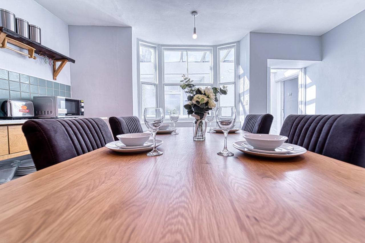 The Stylish Gem Of Bath - Football Table - Sleeps 10 Eksteriør billede